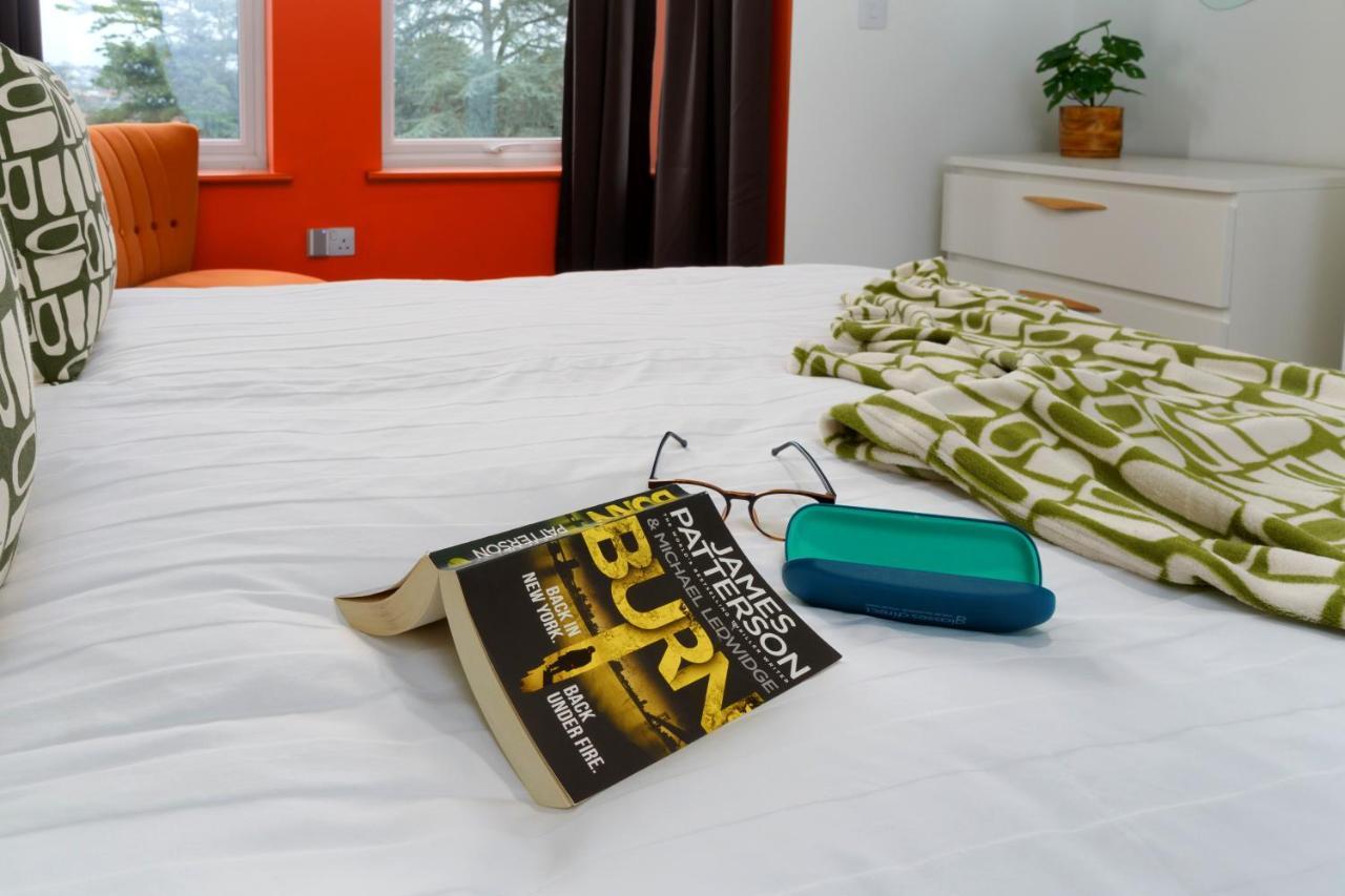 Apartment Two - Private Car Park, Comfortable And Well Equipped - By Ocean City Retreats Plymouth Zewnętrze zdjęcie