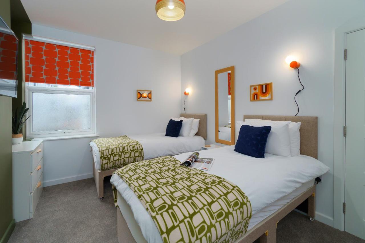 Apartment Two - Private Car Park, Comfortable And Well Equipped - By Ocean City Retreats Plymouth Zewnętrze zdjęcie