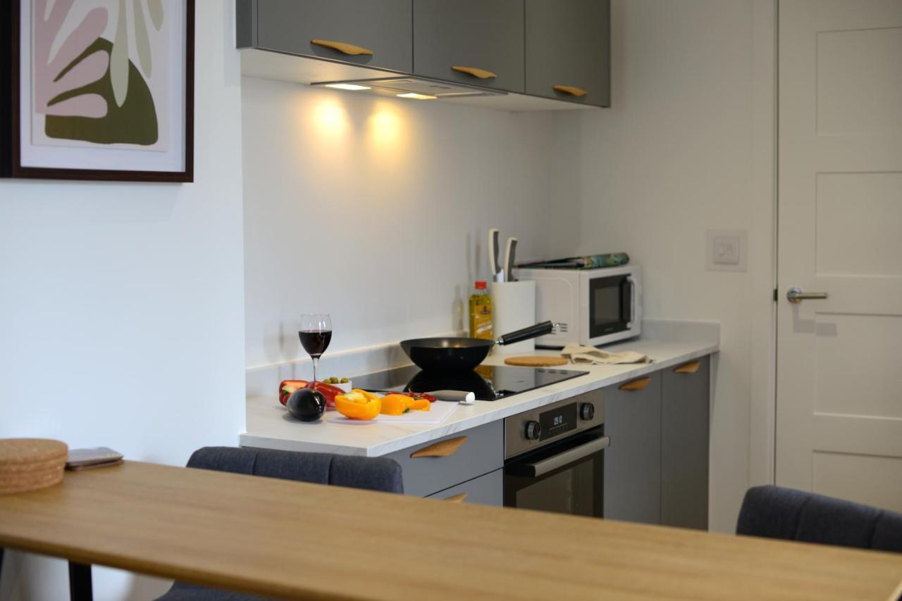 Apartment Two - Private Car Park, Comfortable And Well Equipped - By Ocean City Retreats Plymouth Zewnętrze zdjęcie