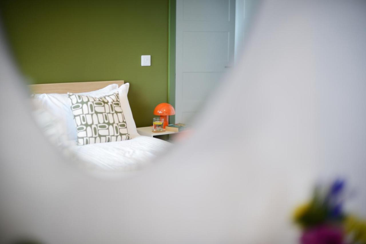 Apartment Two - Private Car Park, Comfortable And Well Equipped - By Ocean City Retreats Plymouth Zewnętrze zdjęcie
