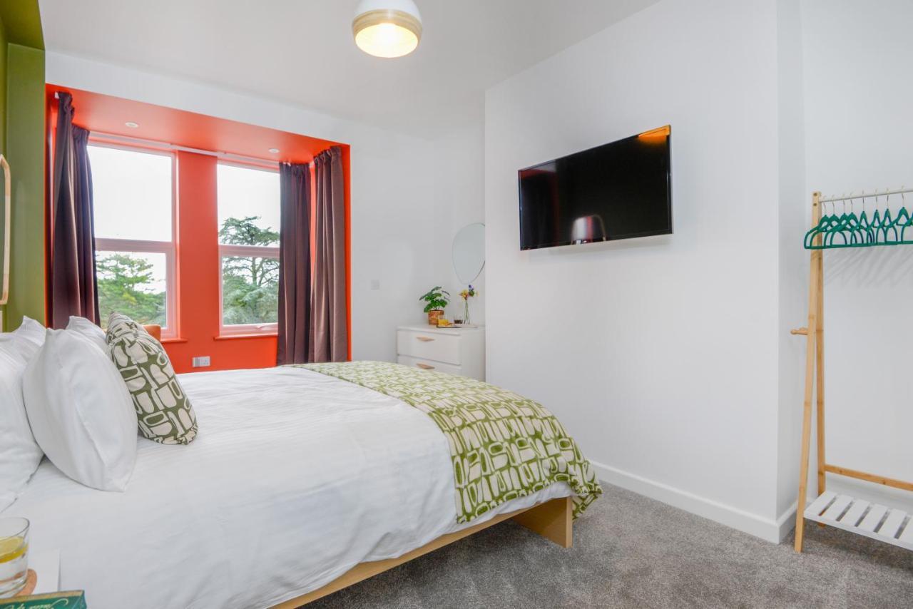 Apartment Two - Private Car Park, Comfortable And Well Equipped - By Ocean City Retreats Plymouth Zewnętrze zdjęcie
